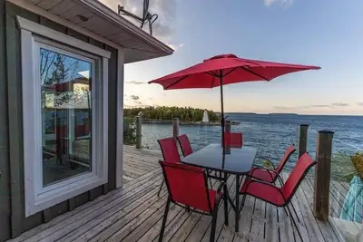 Image de Lighthouse Views on Lake Huron