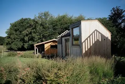 Image de Cabane du Hibou: Cabanes champêtre au cœur de la nature pour se ressourcer