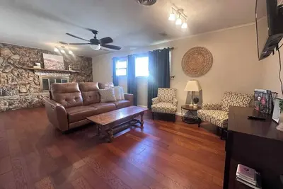 Image de Serene 3-bedroom cottage perfect for a relaxing stay in Enid