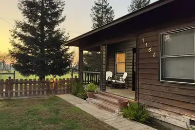 Image de Lodi Wine Cottage - 2 Bedroom Country Cottage in Wine Country