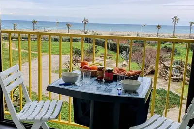 Image de Studio cabine avec vue sur mer et parking privé