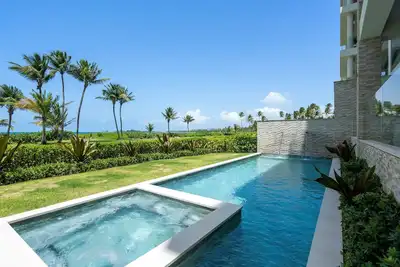 Image de Exclusive 4 Bedroom Four Seasons Resort, Private Pool & Hot Tub, Steps to Beach