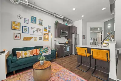 Image de Bright 1br + Office, Attached Garage & Fast WiFi