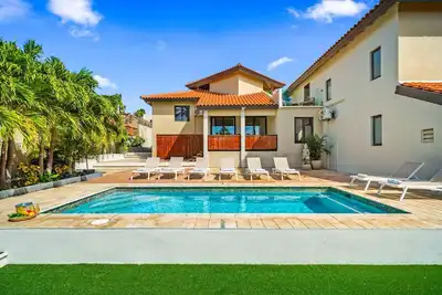 Image de 3br Modern Villa | Pool | Bbq | 5 min Palm Beach