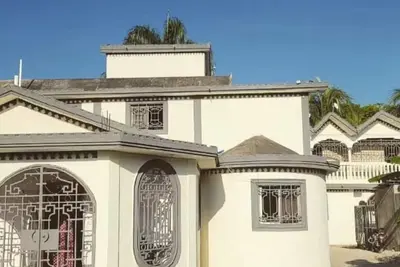 Image de Multi-unit villa perfect for families, friends, or group stays