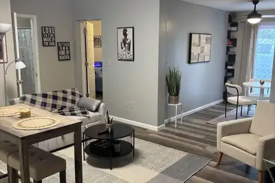 Image de Cozy 1-bedroom apartment in tranquil Pemberton with Ac