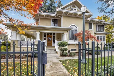 Image de New! The Spalding House Comfort in Visalia Pet Friendly!