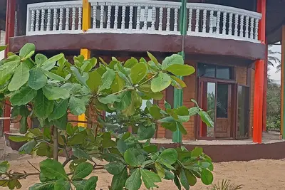 Image de ​Beachfront Villa: 4br Ocean Views & 24/7 Security\n in serene Marshall, Margibi