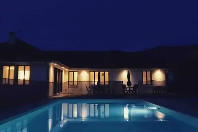 Image de Grande villa familiale face à la Chartreuse – Piscine privée, calme & nature