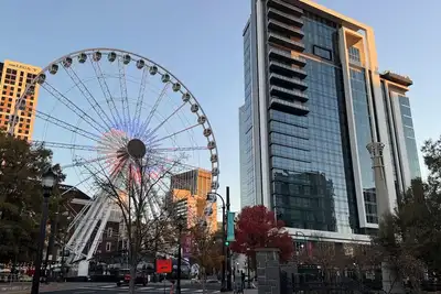 Image de Event-Ready Downtown Presidential 1br Condo, Walk to Mercedes-Benz, Fifa World Cup