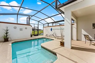 Image de Storey Lake 4br Home - Private Pool