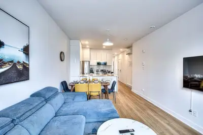 Image de Modern & Stylish Hideaway - Montreal 2br Apartment