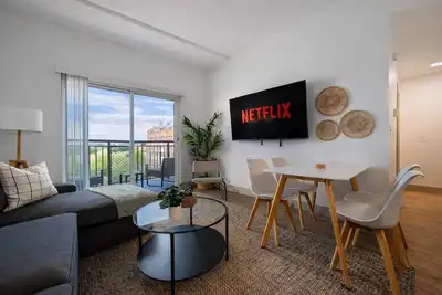 Image de Uptown Charlotte 3 Bed | City View