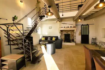 Image de Ancien relais de chasse royal 4* – Calme, nature & charme en Ardèche