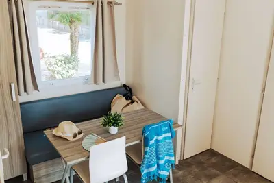 Image de Mobil-home cosy avec terrasse - 2 chambres doubles