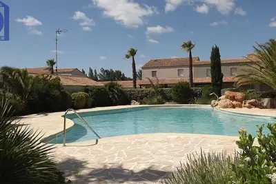 Image de Pavillon 5/6 pers avec terrasses et parking, 700m plage