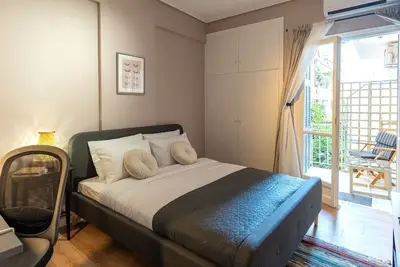 Image de Athenian Bliss Spotless Nea Smyrni WiFi Studio