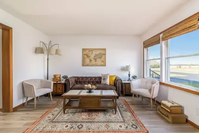 Image de Cozy 2br Condo w/ Private Patio + Vintage Charm