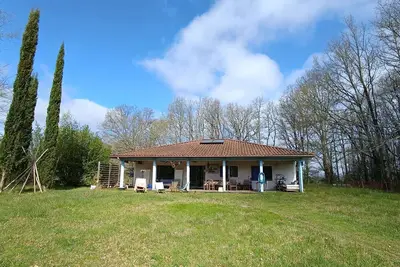 Image de La maison du Dolmen -  4 ou 6 p avec piscine