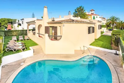 Image de Single-level 3 bedroom villa with private pool in Vilamoura