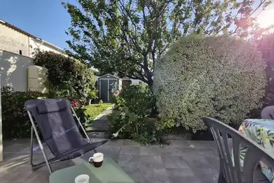 Image de Saint Georges de Didonne - Petite Maison avec son petit coin de paradis extérieur