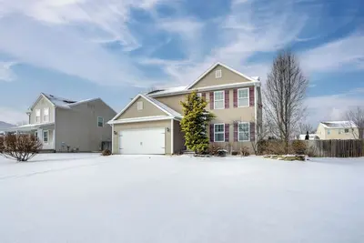 Image de Spacious Family Getaway w/ Yard in Kalamazoo!