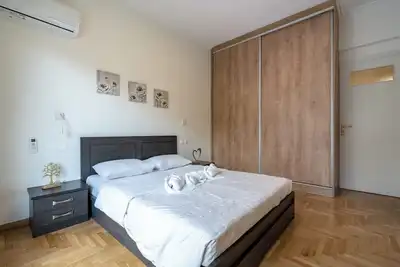 Image de Nea Smyrni 1 Bdrm – Links To City Center by Mps