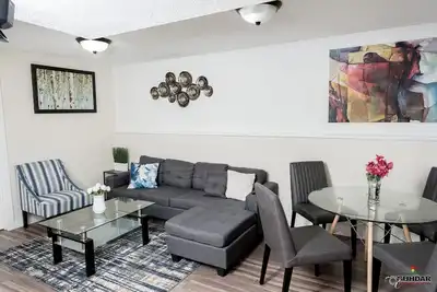 Cozy 2-Bedroom Suite | Private Access | Near Everything