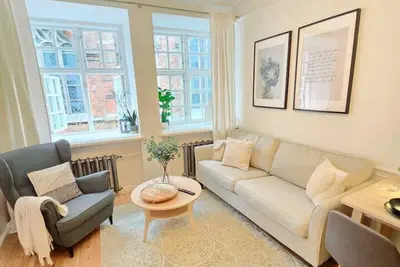 Image de Authentic Old Town 2br |Church View&Historic Charm