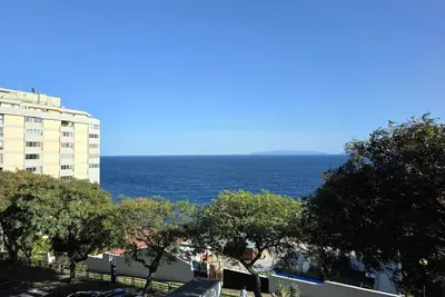 Image de Tamariz sea view. 2 minutes from the beach!