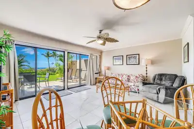 Image de Maui Kamaole #H-105 Ocean View Condo across the street from beach, Full A/C