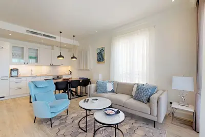 Image de Waterfront two bedroom apartment in Lustica Marina