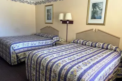 Image de Perfect Base for Families Exploring Seminole Attractions + Free Parking