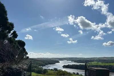 Image de The Waterfront House 9 minutes drive to Kinsale, sleeps 16