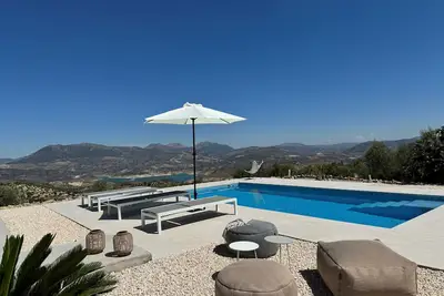 Image de Casa Horizonte, Maison de vacances élégante avec vue panoramique en Andalousie