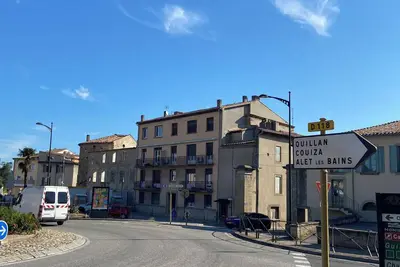 Image de L’appartement meublé tout confort. parking. Hyper centre. 3mn de la place.