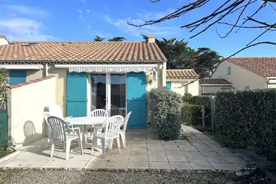 Image de Maison près de la mer avec piscine et animaux admis