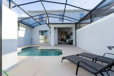 Image de Storey Lake 4br Townhome - Pool & Themed Beds