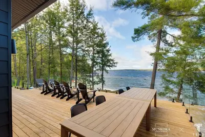 Image de Tranquilo - Lake Rosseau Cottage
