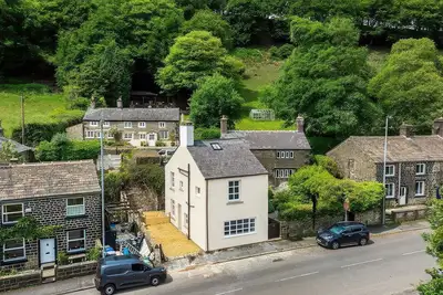 Image de Beautiful Country Cottage with Views! - Sleeps 8