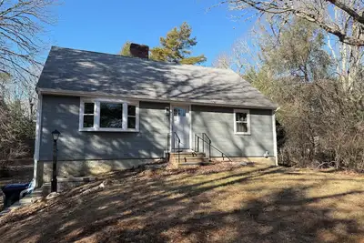 Image de Nice home near Mashpee Commons and all Falmouth has to offer