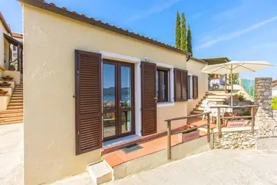 Image de Sea-view one-bedroom apartment in Portoferraio