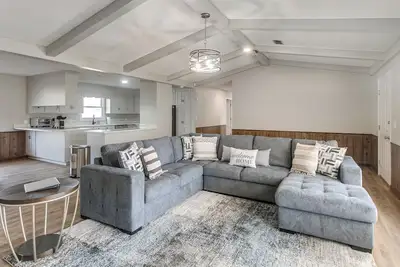 Image de Peaceful Pond-View Retreat, 4 Mi to Dtwn Douglas