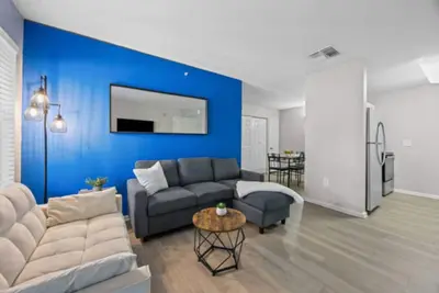 Image de Modern 2br 3 Beds Near Ut Austin Pool and Gym
