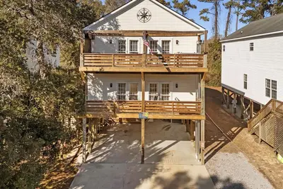 Image de H2000 - enclosed yard, private grill, close to water