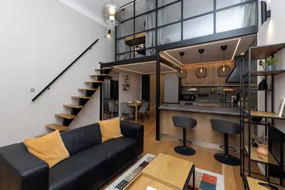 Image de Stylish & Modern Central Apartment