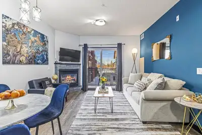 Image de Perfect Rockies Escape with Pool, Hot Tub and Gym