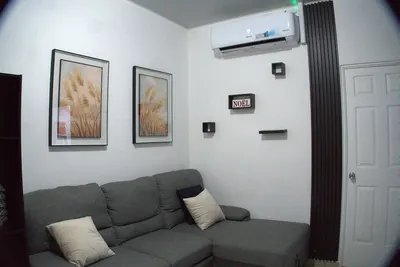 Image de Boni House - Family Stay w/Pool & 3 Ac in Marseille