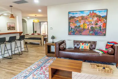 Image de Spacious 3br Home in Clinton. Weekly & Monthly Discounts Available!