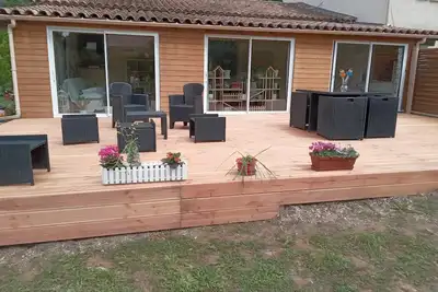 Image de Villa « Les Cerisiers » : vue montagne, terrasse partagée et Wi-Fi